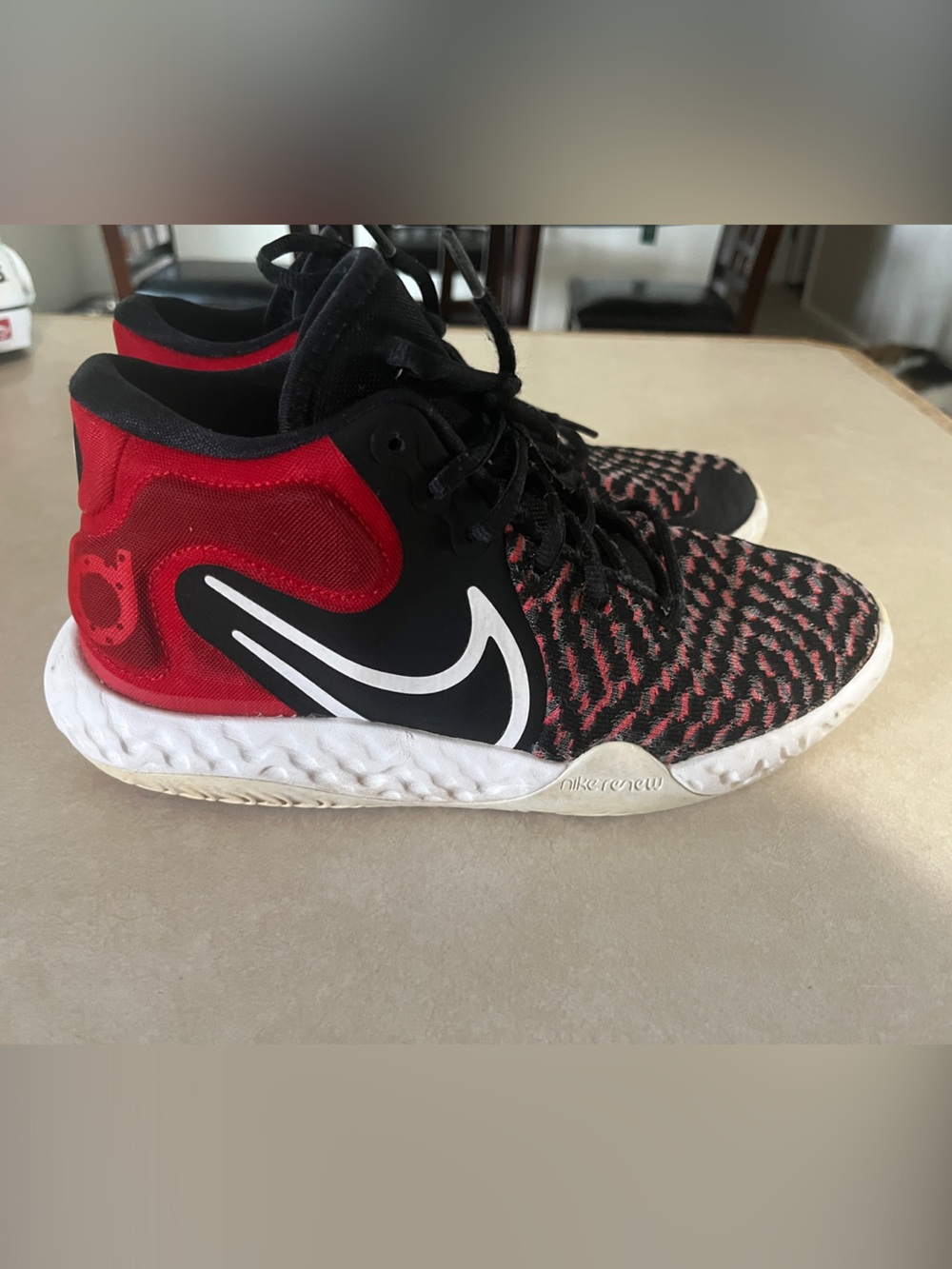 Nike Kids Red, Black & White Athletic Sneakers 6Y